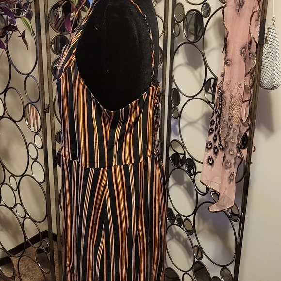 Sleeveless striped midi dress - Picture 4 of 6